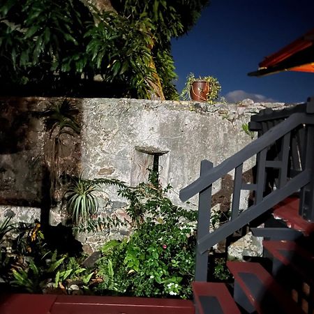 Mid-Century: Caribbean Style Leilighet Contant  Eksteriør bilde