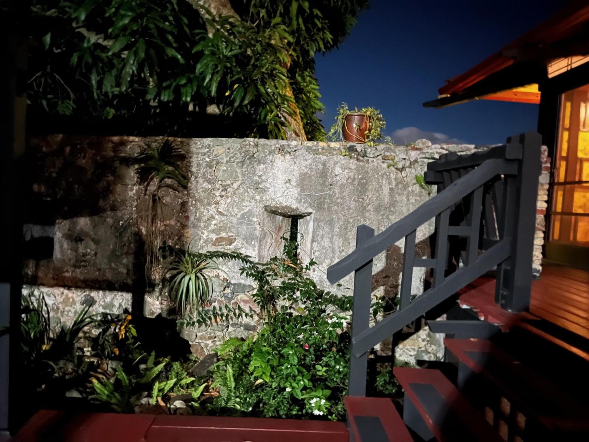 Mid-Century: Caribbean Style Leilighet Contant  Eksteriør bilde